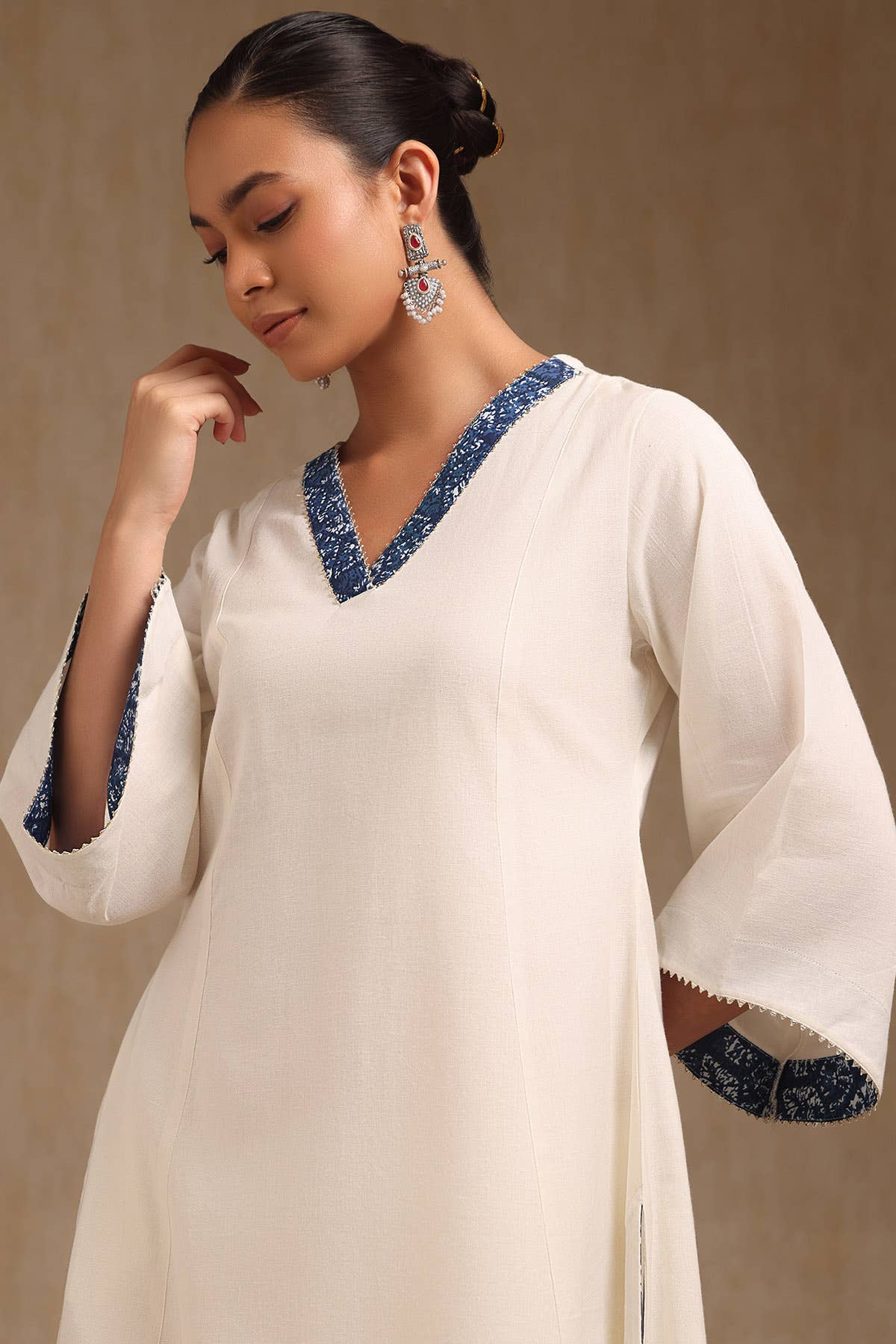 Off White Cotton Contrast Printed V-Neck A-Line Kurta